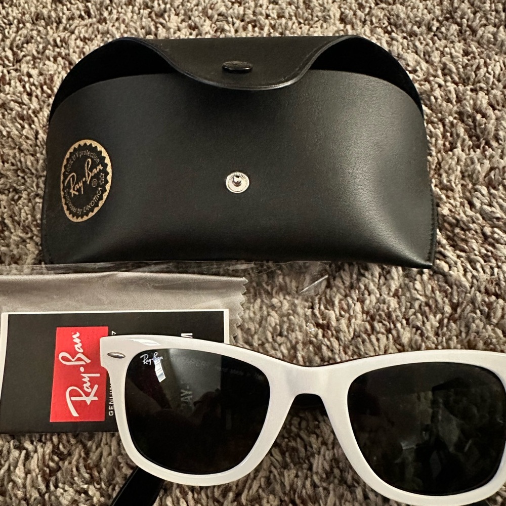 Ray-Ban Black and White Sunglasses with Case